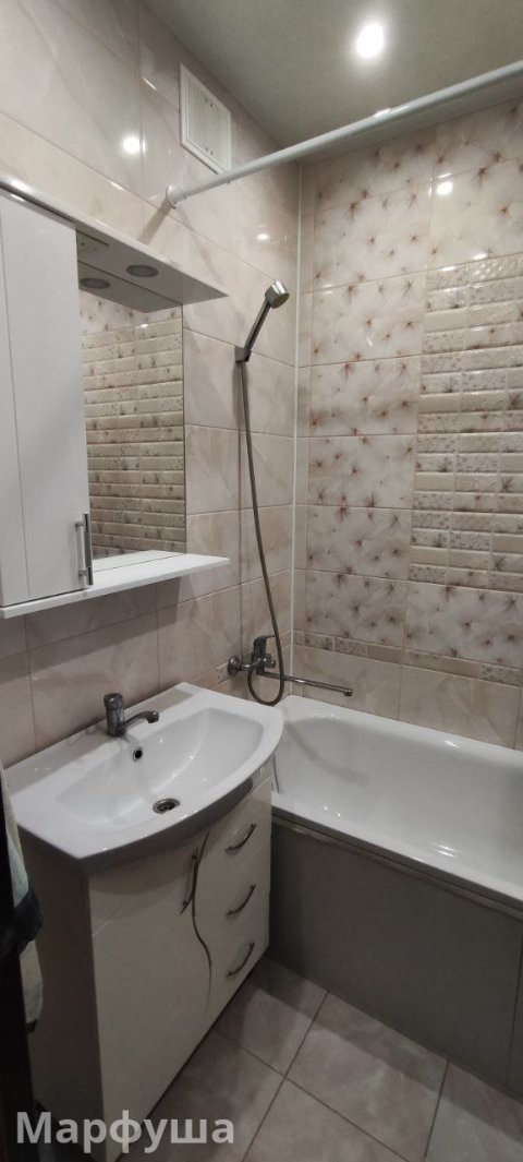 2 комнатная кв.южный дом 6