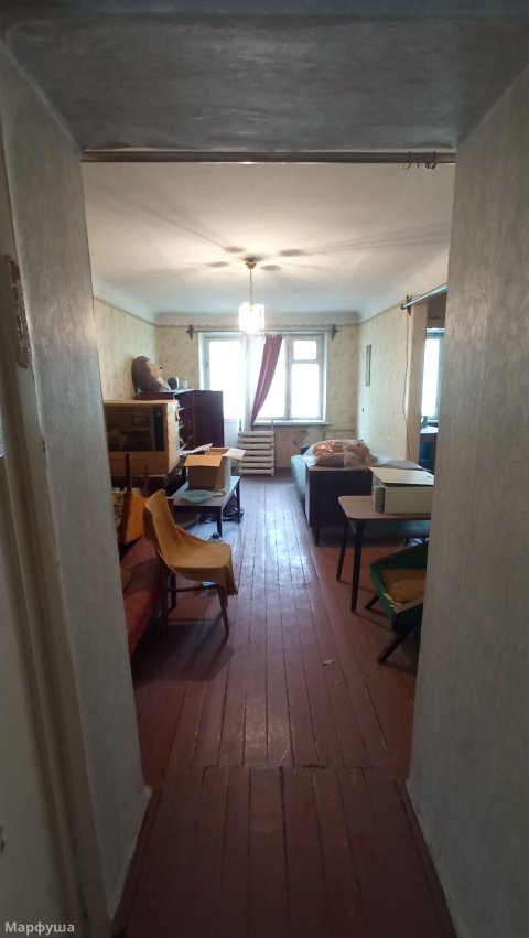 Продам 2-х ком. г. Алчевск, ул. Ленина 28