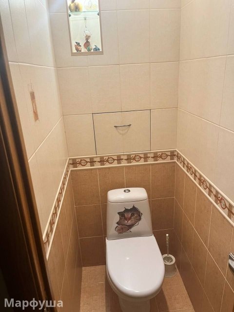 Сдается комната в 2-к квартире с хорошим ремонтом и приятным тихим соседом по очень хорошей цене. Восток кв Комарова 