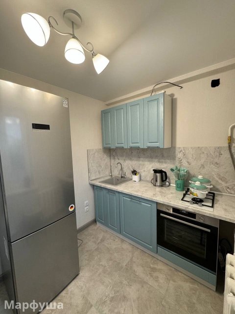 Сдаётся 1 комнатная квартира на длительный срок район кв Шевченко.