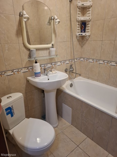 Сдам студию в ЦЕНТРЕ Луганска