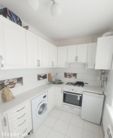 дам 1-комнатную квартиру в г. Луганск, кв. Сазонова, д. 4 — уют и комфорт в каждом метре!