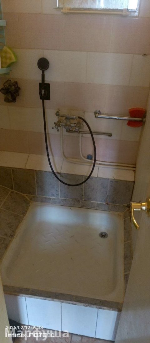 Сдается комната в Луганске, р-н Буревестника