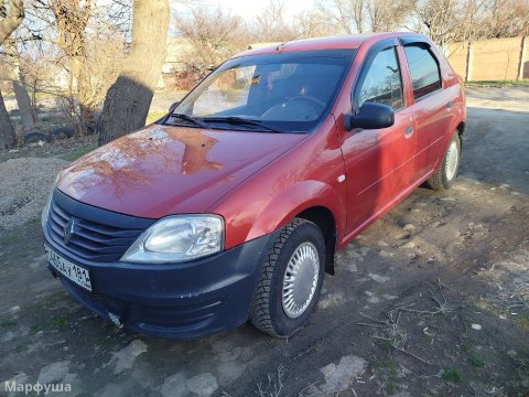 Продам Логан в отличном состоянии 2012 года