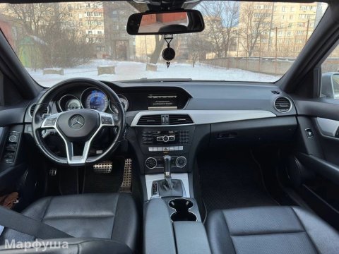 Mercedes Benz C-250