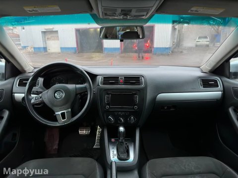 Volkswagen Jetta в хорошем состоянии