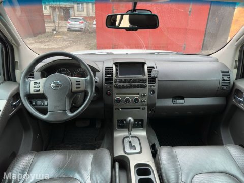 Продам Nissan Pathfinder в хорошем состоянии