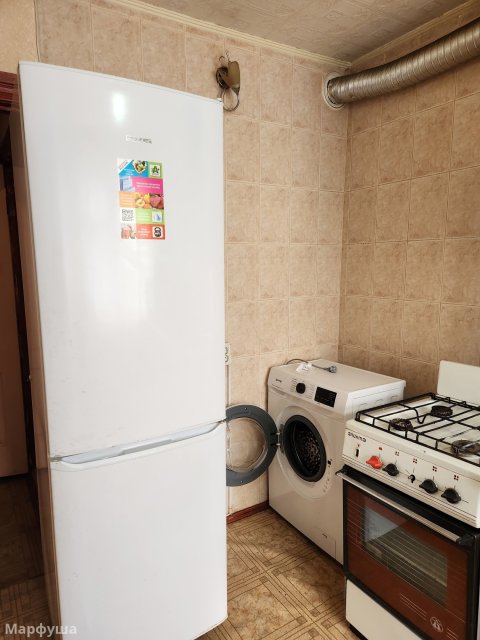 Продам 2шку кв. Молодежный 2/5 дом панельный