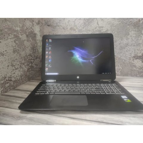 Hp I5 7200u Ram 6 SSD 120 HDD 500 GTX 950