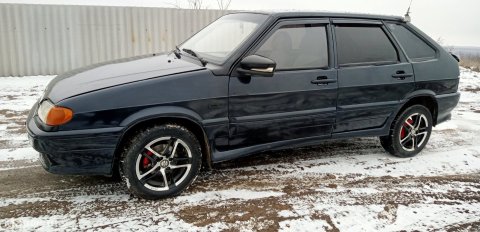 Продам 2114, 2004 года , состояние хорошее для ее лет, двигатель 1.5, 8 клапанный