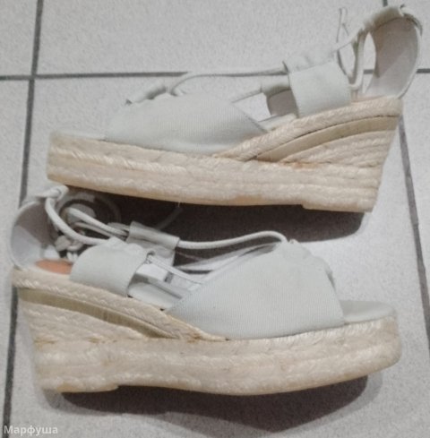 Продам босоножки женские, новые