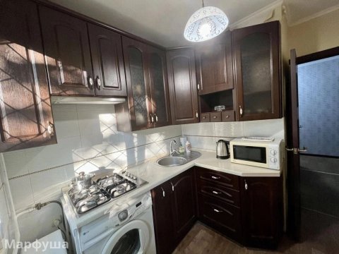 Двухкомнатная на пос. ЮБИЛЕЙНЫЙ (раздельные комнаты) посуточно Луганск