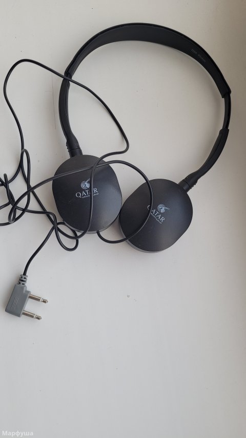 Продам новые наушники