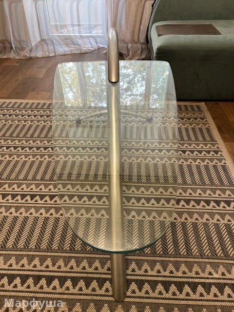 Продам журнальный столик