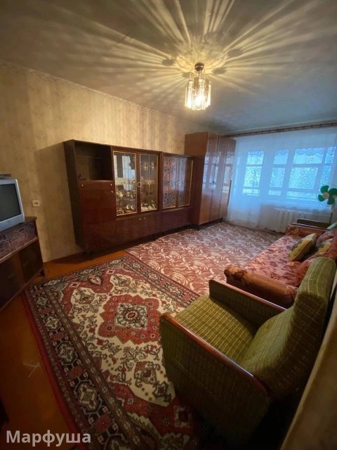 Сдам 2 комнатную квартиру на длительный срок