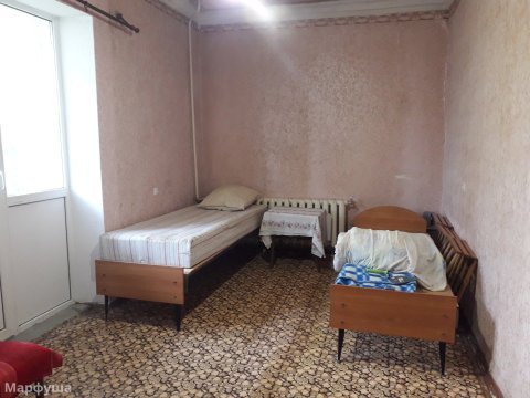 Продам 3х комнатную квартиру по Ул. Славянской в р-н 5 школы