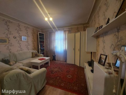 Продам 2к квартиру рн Таксопарка ,50м2