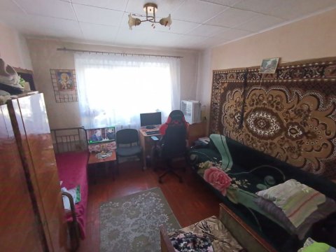 Продам полугостинку, ул. Оборонная