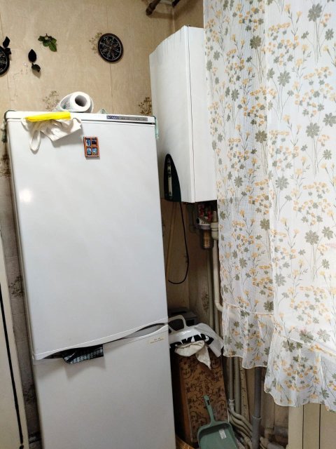 Продам 3-комн. квартиру, кв. Комарова