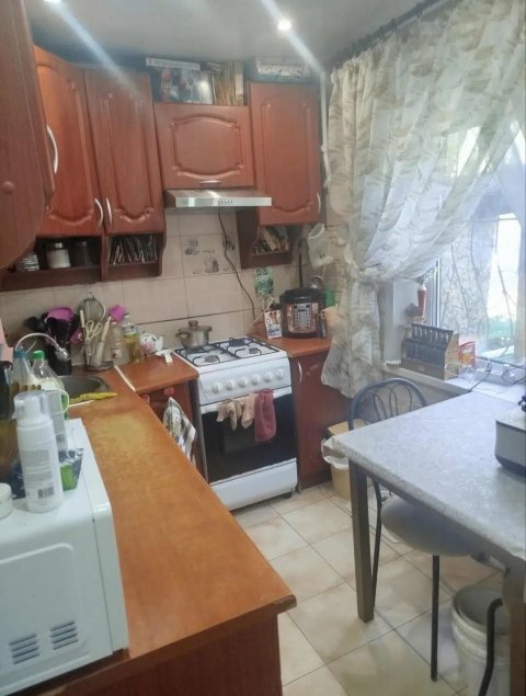 Продам 2-комн. квартиру, кв. Левченко