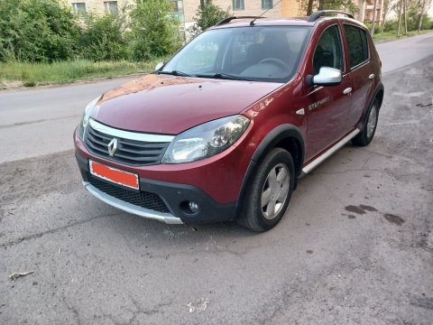 Продам Рено Сандеро Степвей 2012 г. - 735 тыс. руб., Г. Ровеньки!