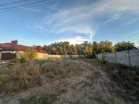 Продам участок 10 соток в городе Луганск