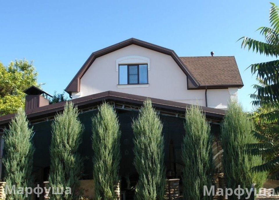 Продам дом 297 м2 в городе Луганск район квартала Южный