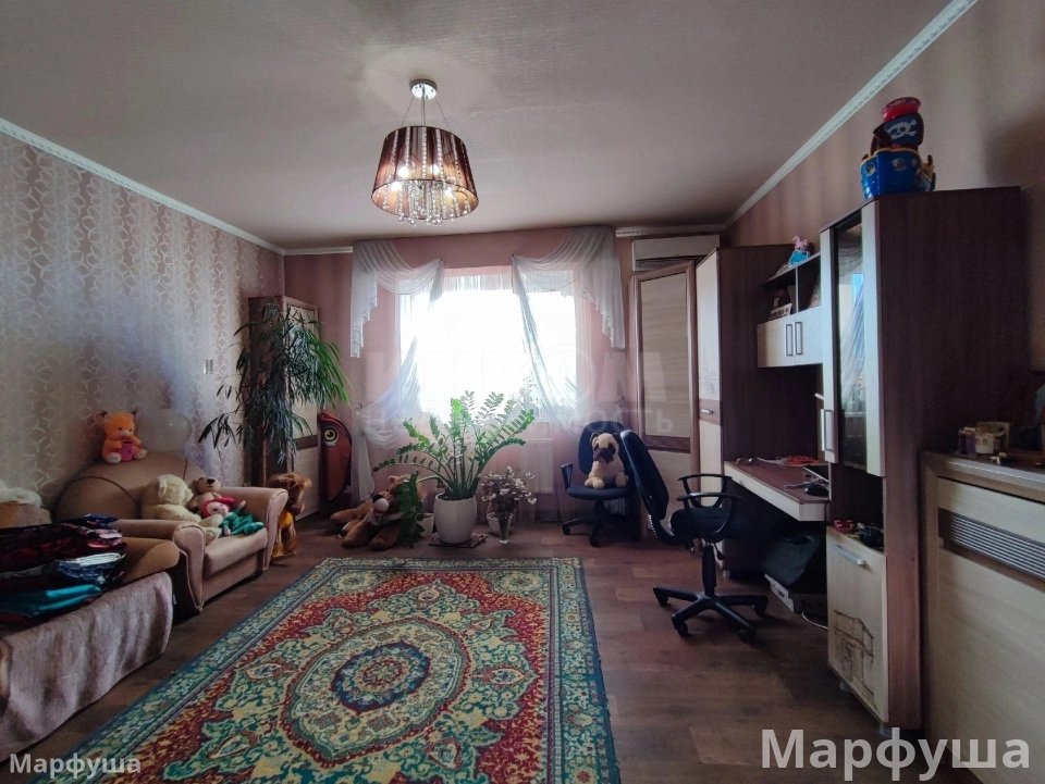 Продам дом 285 м2 в городе Луганск район "Черного Кота"