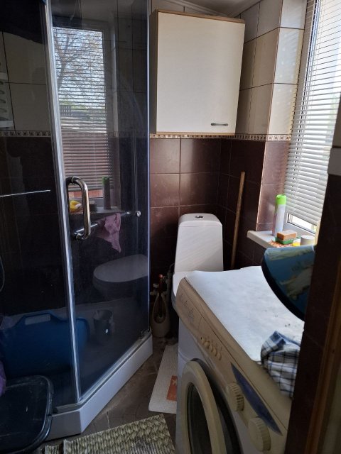 Продам дом р-н  27 школы для проживания 2х семей