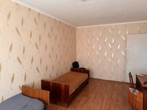 продам квартиру на кв. Волкова