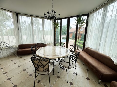 Продам дом в центре Луганска