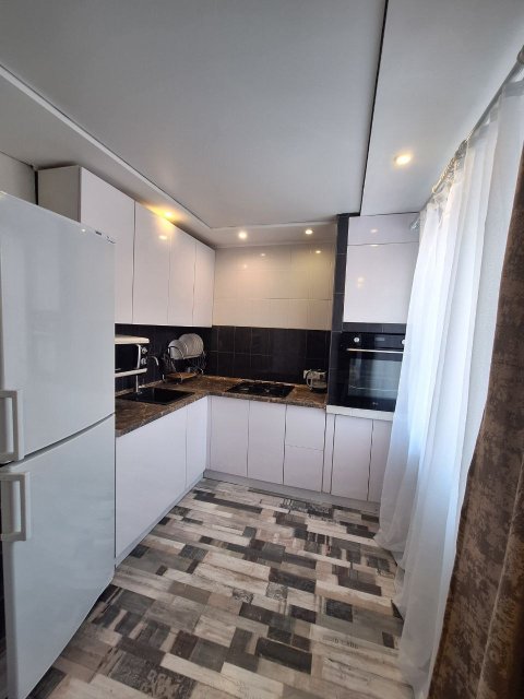 Продам 3- к квартиру на кв. Шевченко