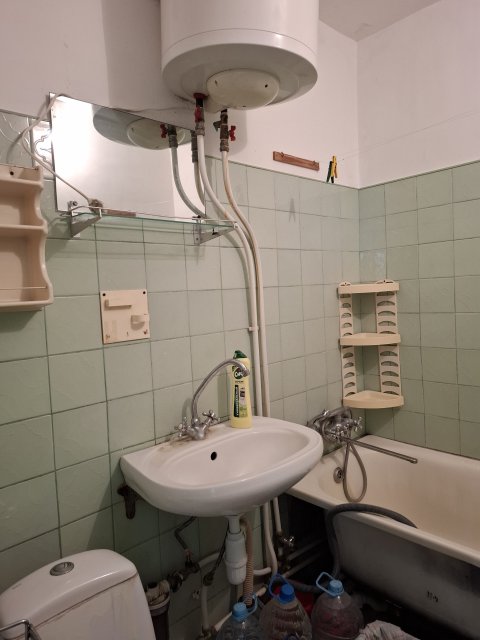 Продам 1 комнатную квартиру кв. Шевченко Т.Г.