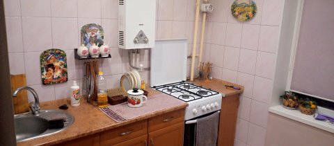 Продам 1 комнатную квартиру в городе Зимогорье