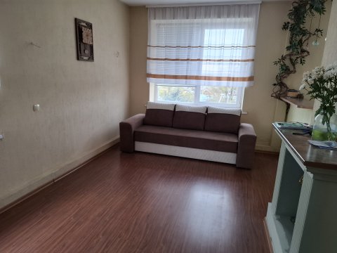 Продам 2х комнатную квартиру с АВТОНОМНЫМ отоплением р-н таксопарка