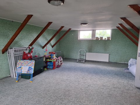 Продам дом р-н кавказского двора