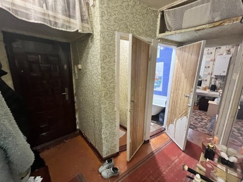 Продам 2- к квартиру р- н СМ Окей верхний