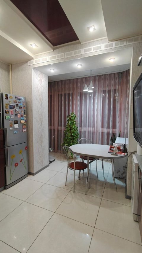 Продам 3-х комн квартиру с авт отоп в городе Луганск ЖК Оксфорд