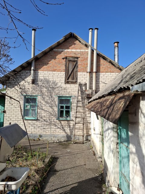 Продам дом в Луганске , пос. Косиора