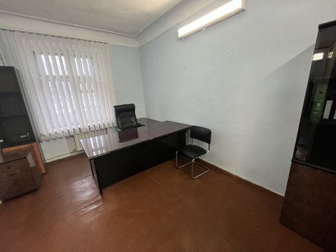 Сдам помещение 80 кв. м. в центре Луганска