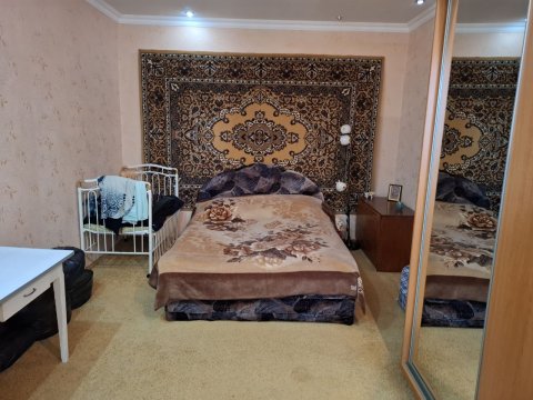 Продам 2х комнатную квартиру на городке 4