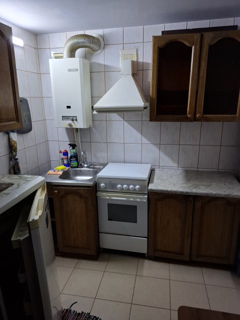 СДАМ 1 комнатную квартиру в центре Луганска