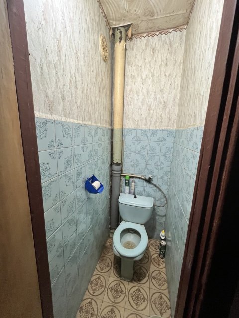 Продам 4- к квартиру на кв. Солнечном 7