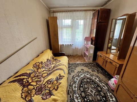 Сдам 3- к квартиру на 50 лет 6