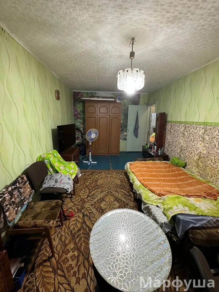 Продам 1-комн квартиру в городе Луганск квартал Левченко