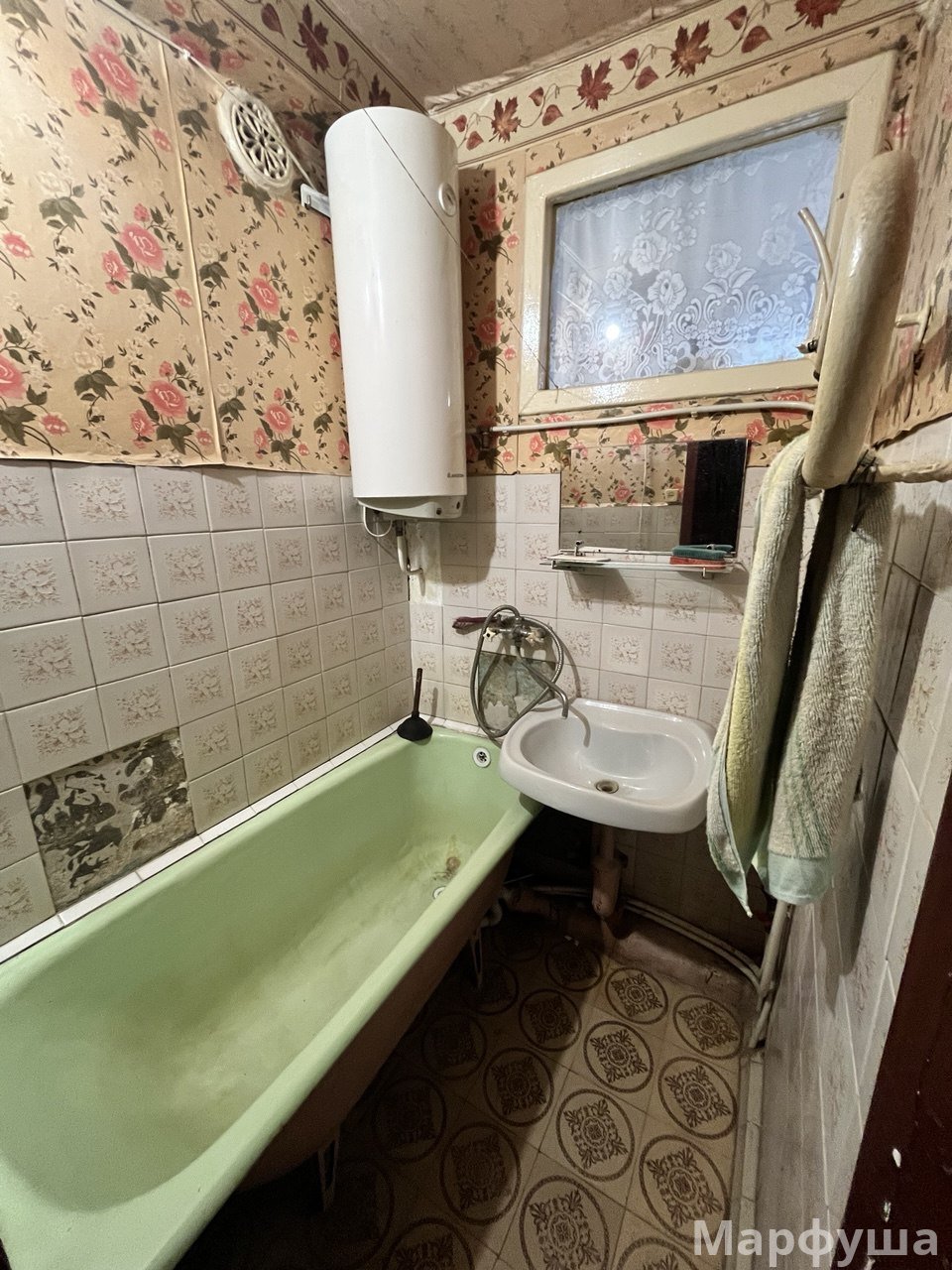 Продам 4- к квартиру на кв. Солнечном