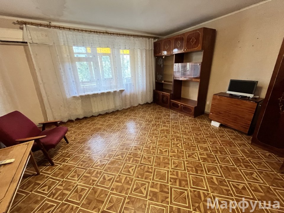 Сдам 3- к квартиру на 50 лет