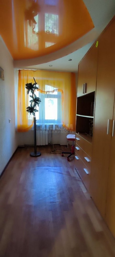 Продам 3-х комн квартиру с авт отоп в городе Луганск 6