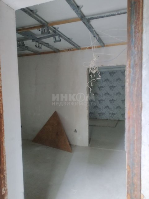 Продам нежилое помещение 45 м2 в городе Луганск