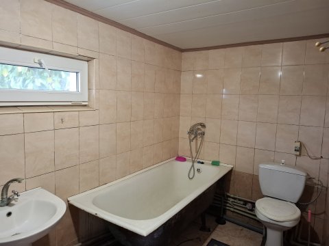 Сдам флигель в Екатериновке в р-н Юбилейного